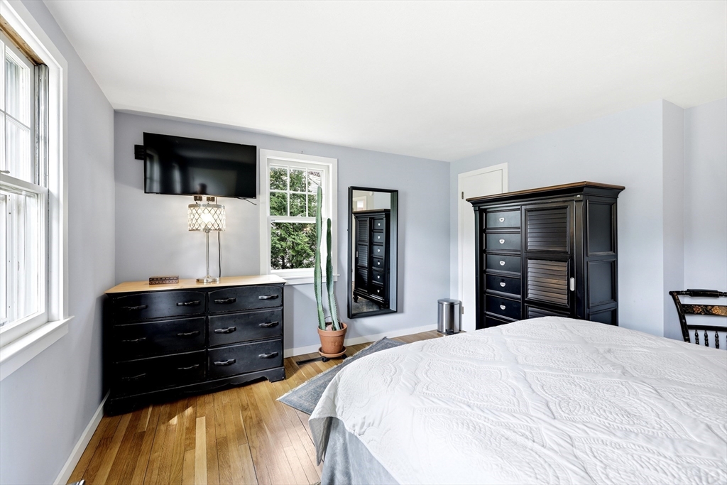 87 Harlow Dr, Amherst, MA Photo #20