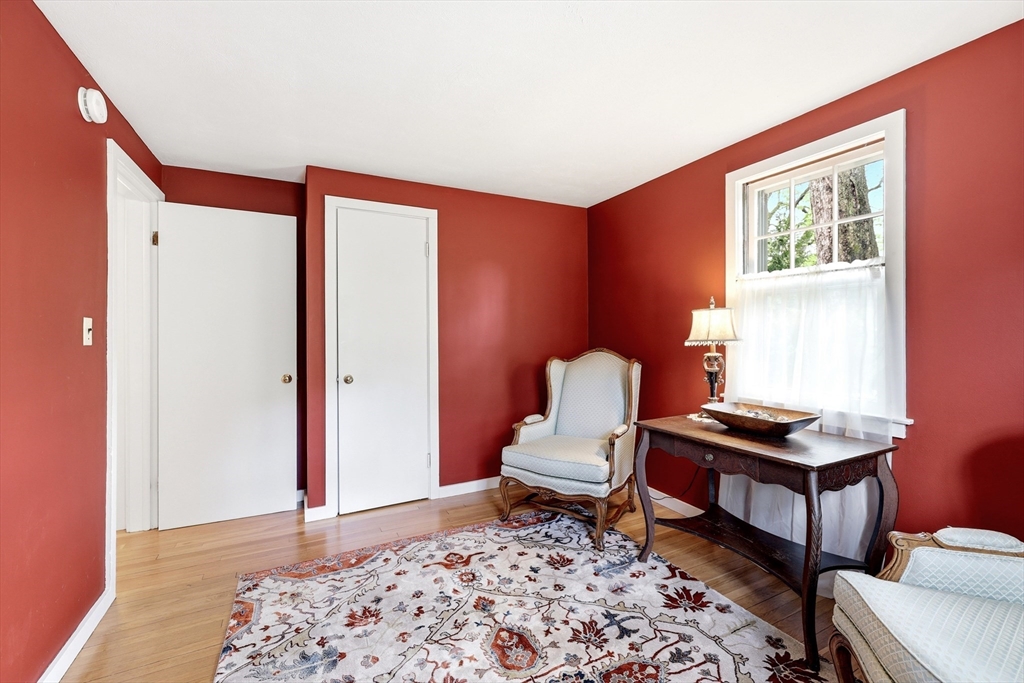 87 Harlow Dr, Amherst, MA Photo #16