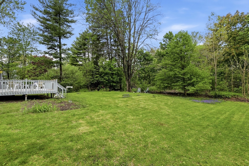 87 Harlow Dr, Amherst, MA Photo #33