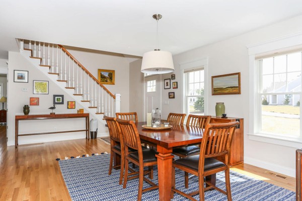16 Spring Brook Ln