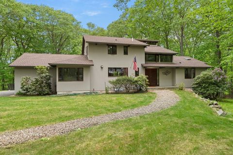 100 Wildwood Rd Andover MA 01810