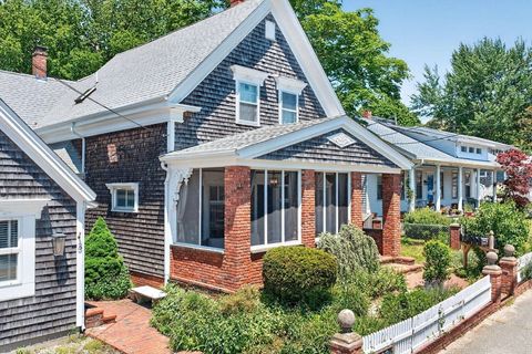 Photo of 162 Bradford Street #Unit 1, Provincetown, MA 02657 (MLS # 73541987)