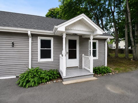 Photo of 164 Warren Ave #B, Whitman, MA 02382 (MLS # 73557200)