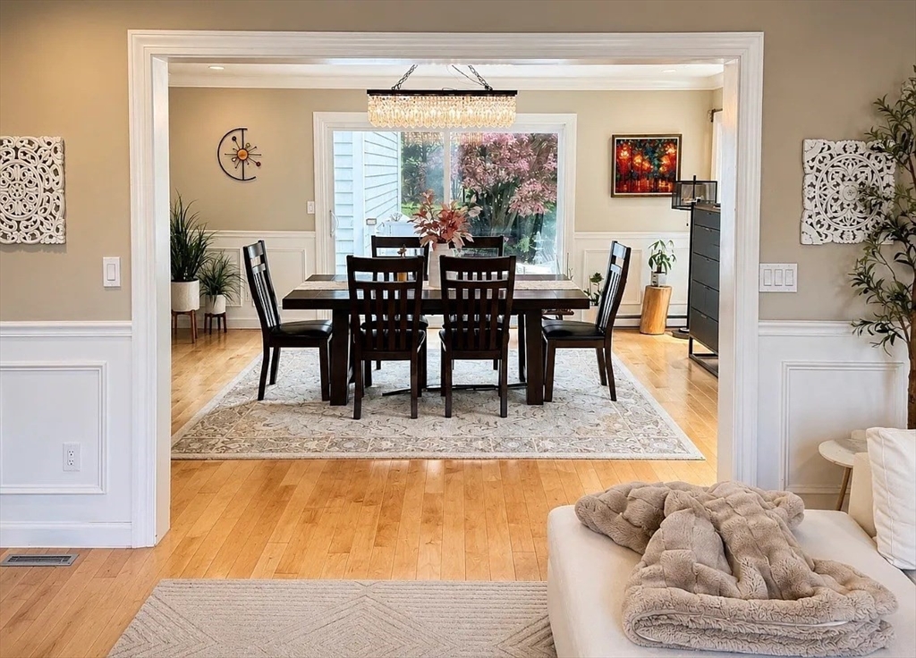 106 Annawan Rd, Newton, MA Photo #7