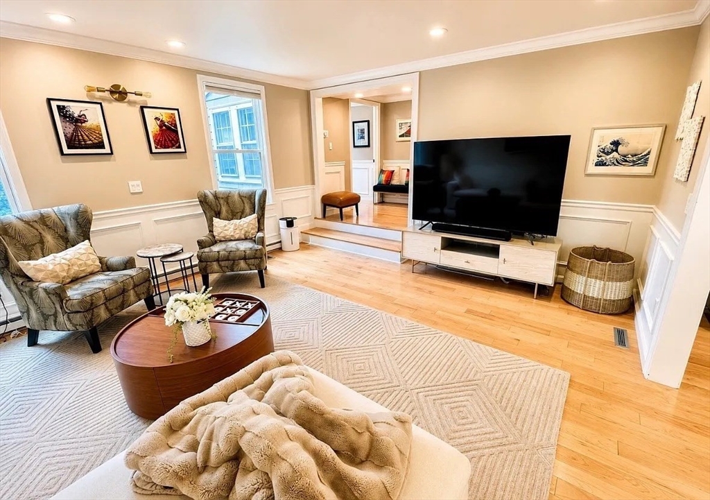 106 Annawan Rd, Newton, MA Photo #6