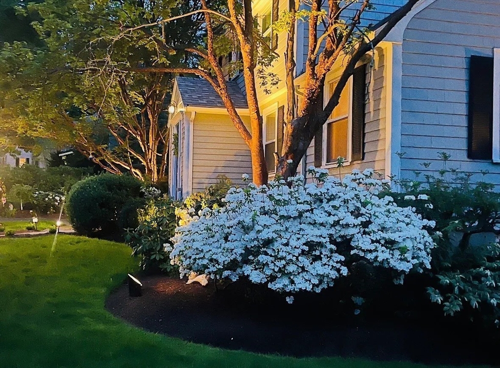 106 Annawan Rd, Newton, MA Photo #4