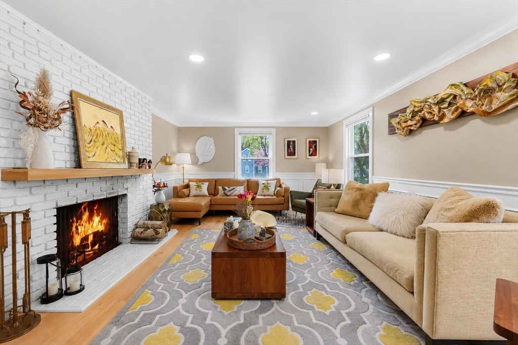 106 Annawan Rd, Newton, MA Photo #24