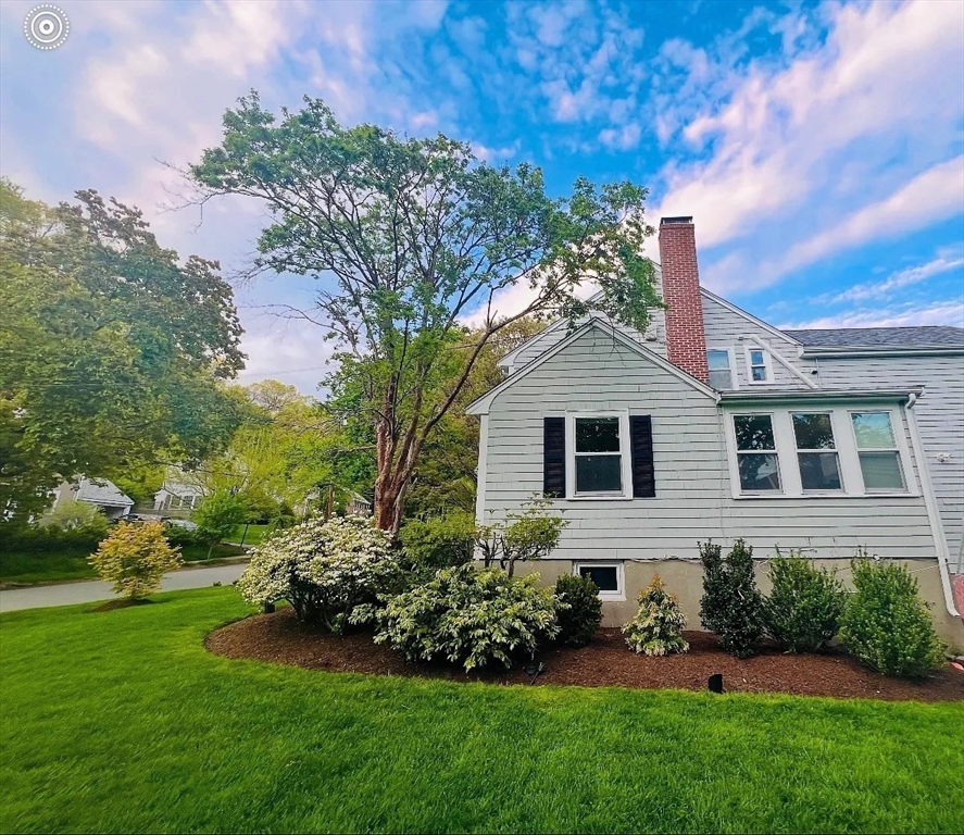 106 Annawan Rd, Newton, MA Photo #20