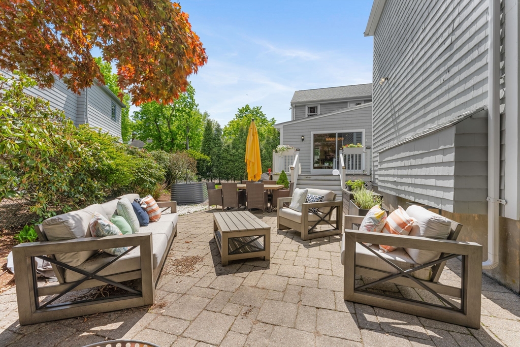 106 Annawan Rd, Newton, MA Photo #30