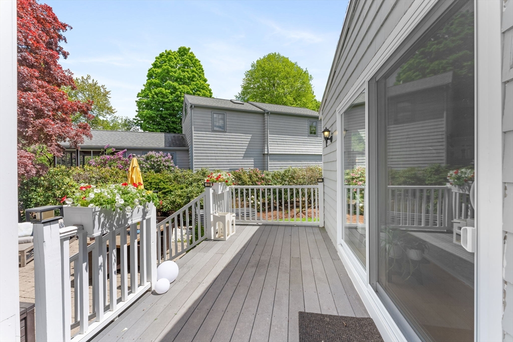 106 Annawan Rd, Newton, MA Photo #28