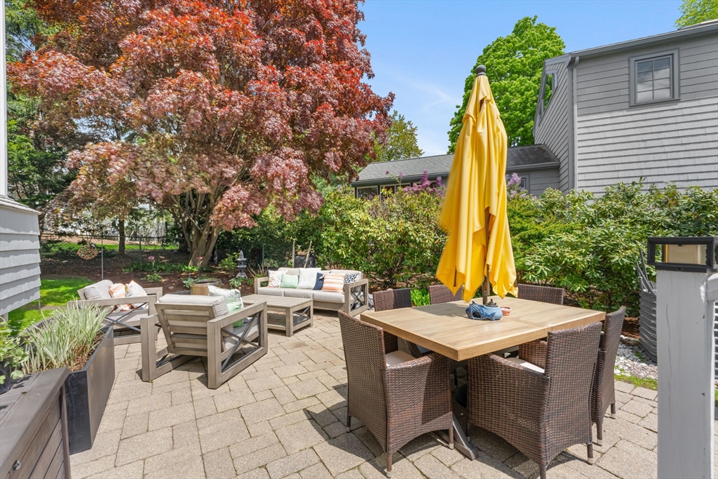 106 Annawan Rd, Newton, MA Photo #29