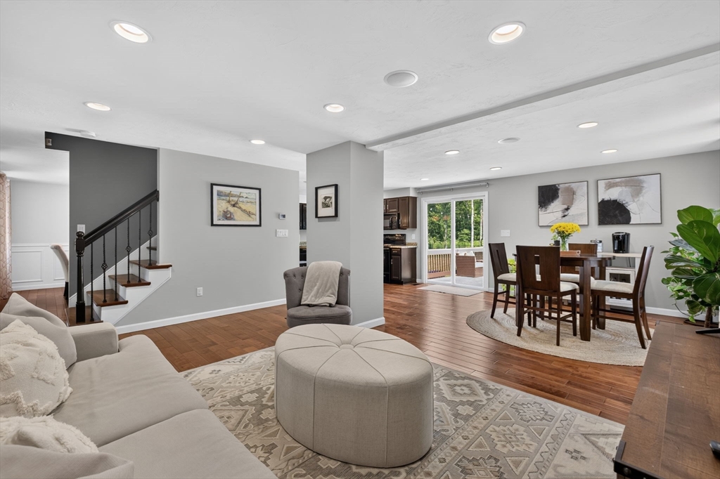 21 Railroad Ave