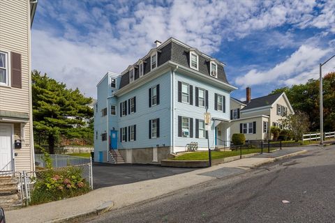 Photo of 35 Shelby St, Worcester, MA 01605 (MLS # 73446819)