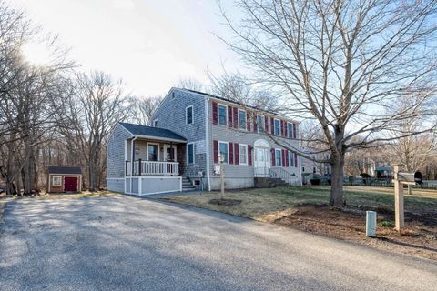 Photo of 16 Stacey Way, Weymouth, MA 02190 (MLS # 73489491)