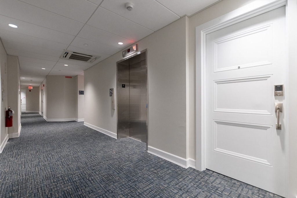 133 Salem St U107