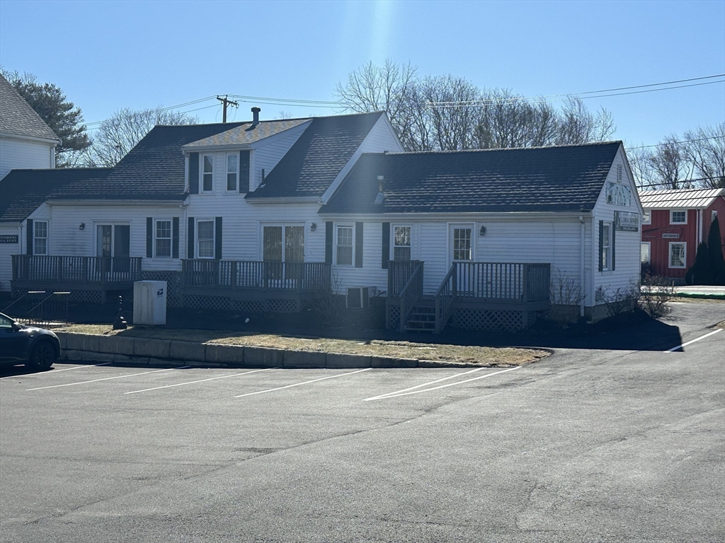 455 W Center St