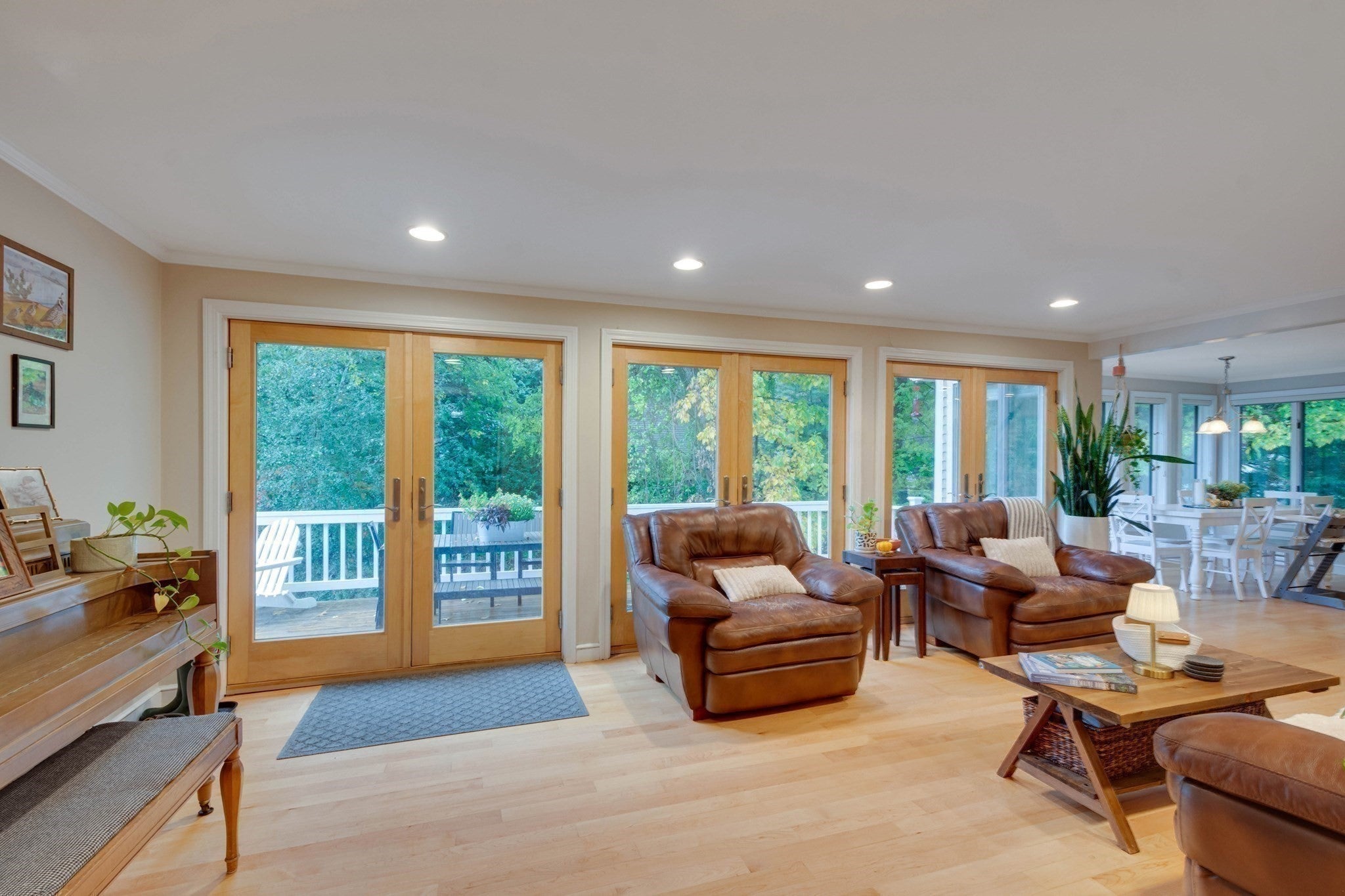 30 Surrey Rd, Winchester, MA, 30 Surrey Rd, Winchester, MA Photo #17