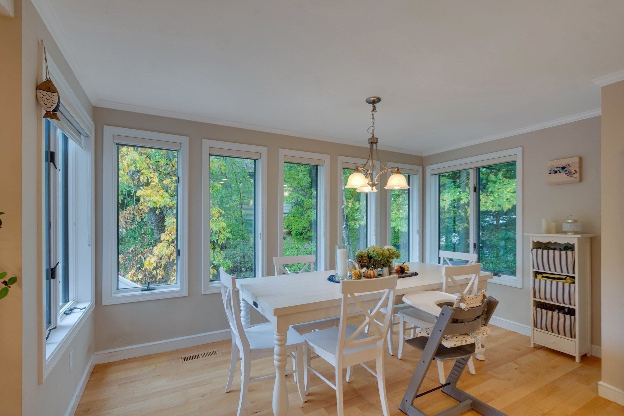 30 Surrey Rd, Winchester, MA, 30 Surrey Rd, Winchester, MA Photo #13