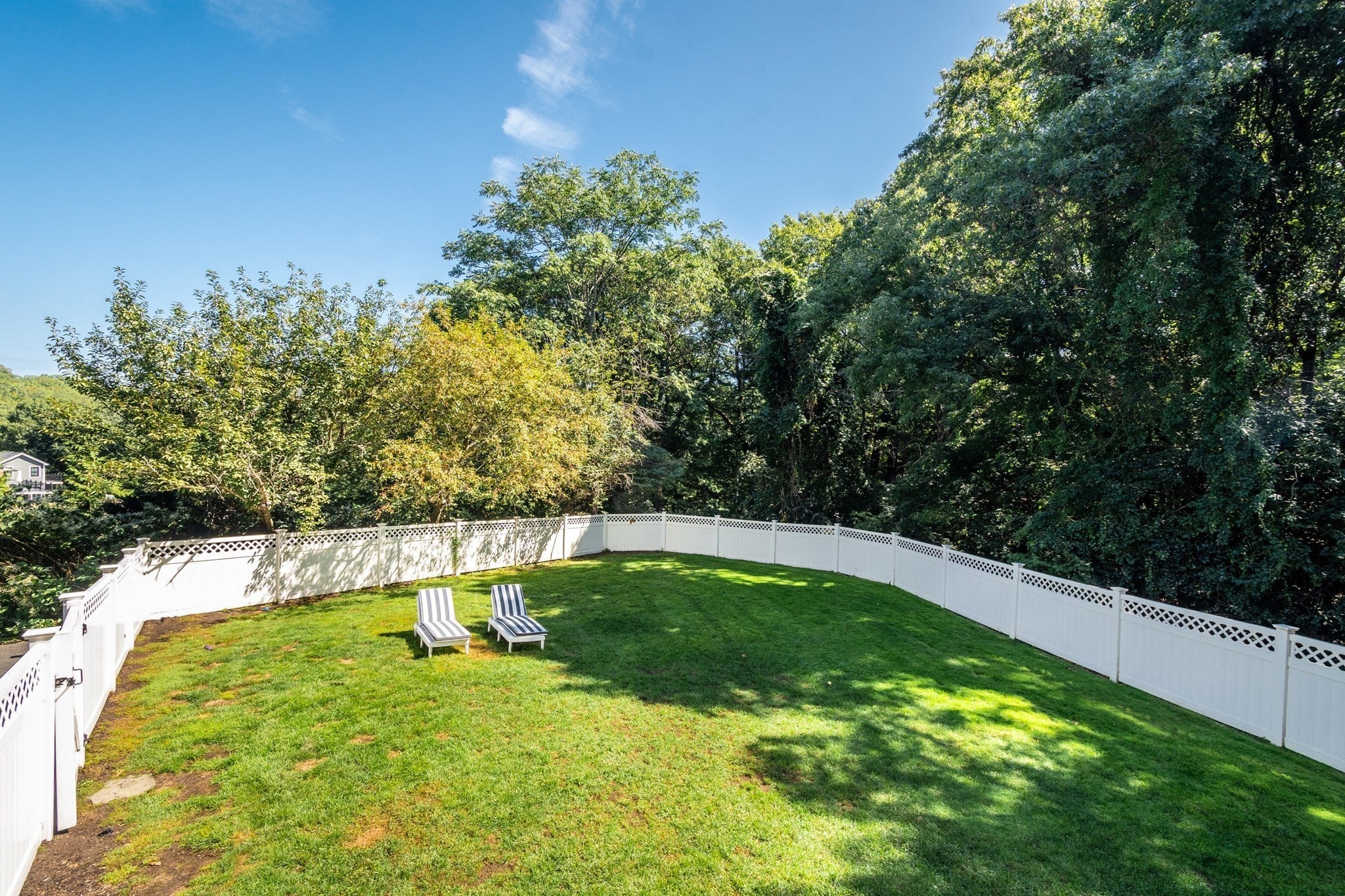 30 Surrey Rd