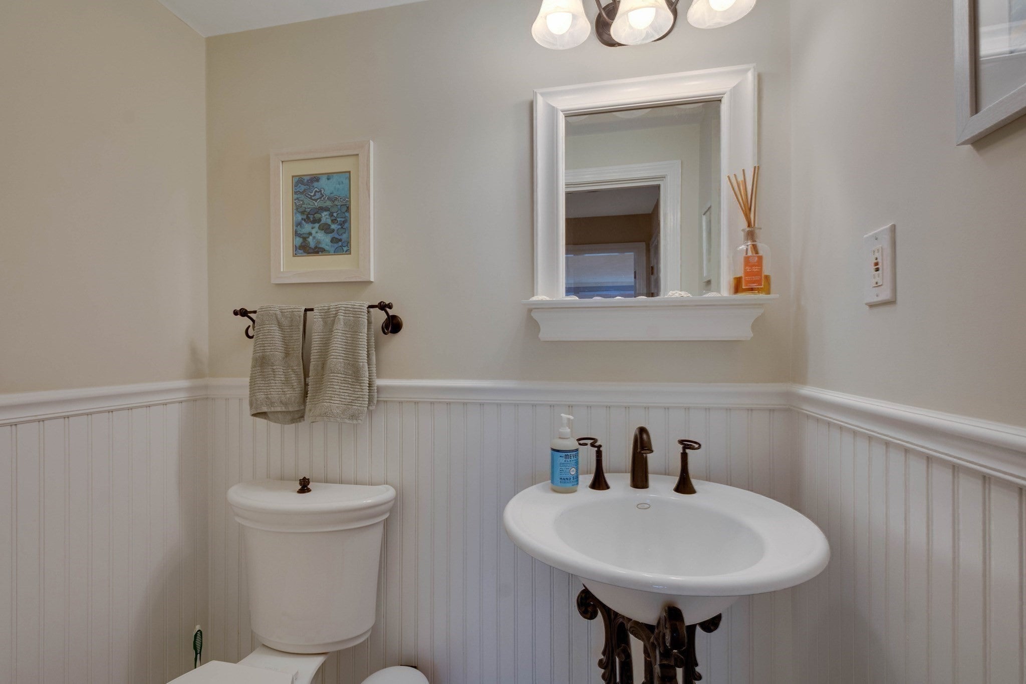 30 Surrey Rd, Winchester, MA, 30 Surrey Rd, Winchester, MA Photo #19