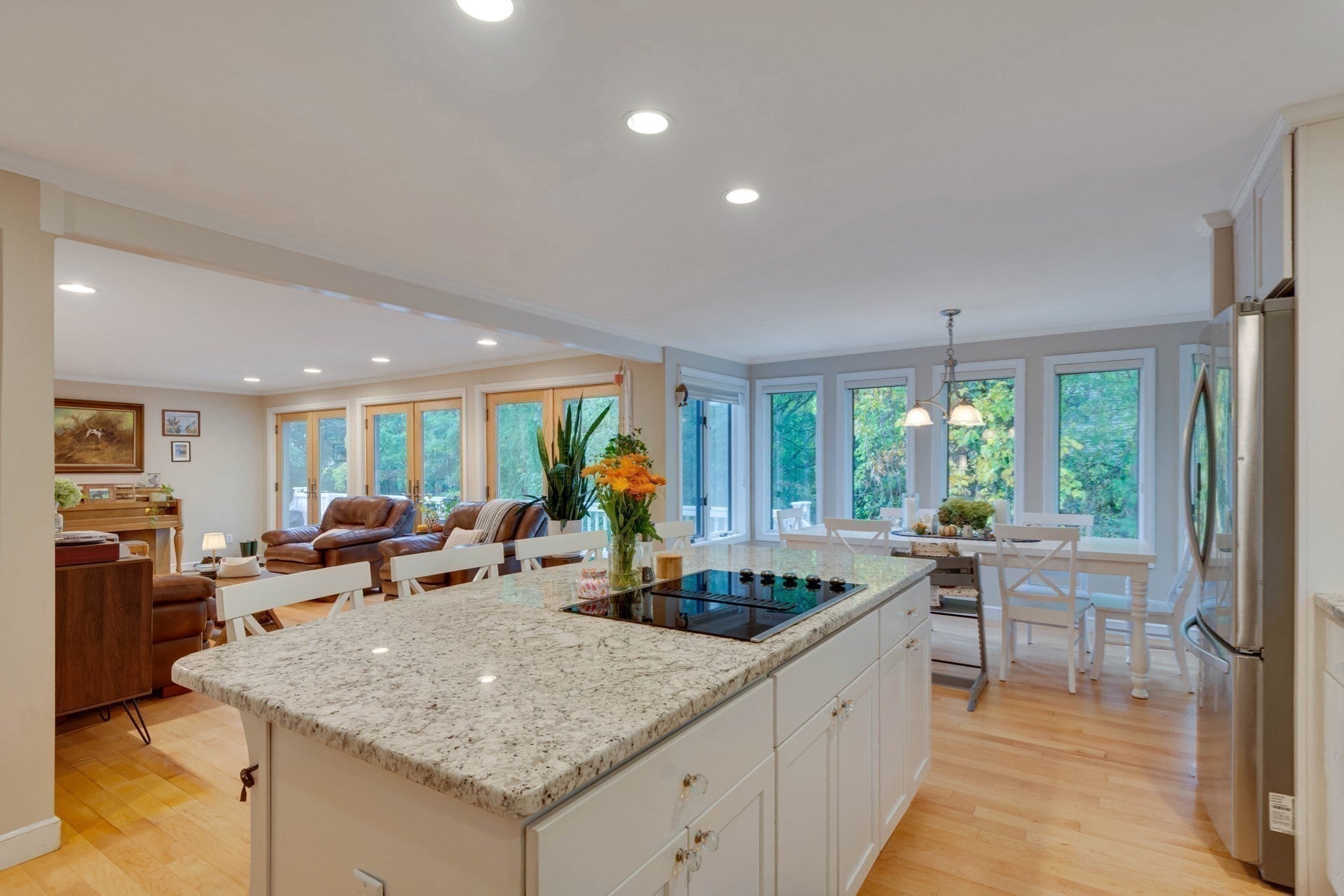 30 Surrey Rd, Winchester, MA, 30 Surrey Rd, Winchester, MA Photo #9