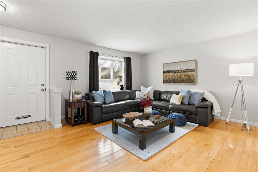 4203 Woodbridge Rd 4203