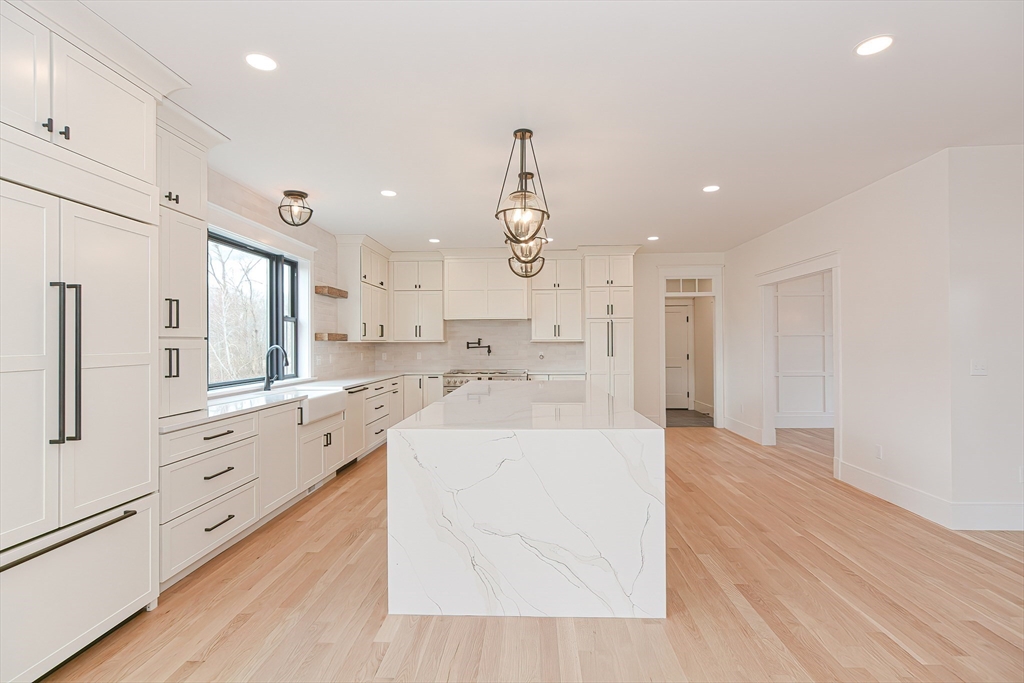 11 Ledge Hill Ln, Rehoboth, MA Photo #3
