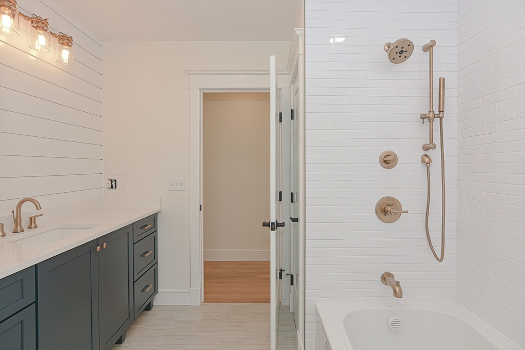 11 Ledge Hill Ln, Rehoboth, MA Photo #13