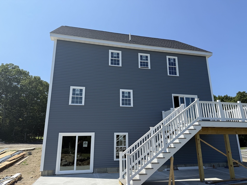 730 Hart St.