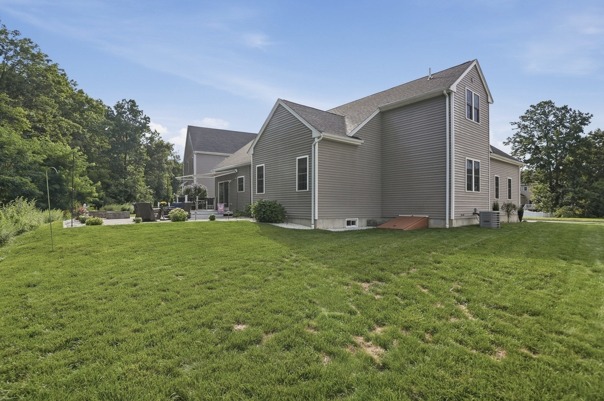 33 Skyview Drive, Millbury, MA Photo #33