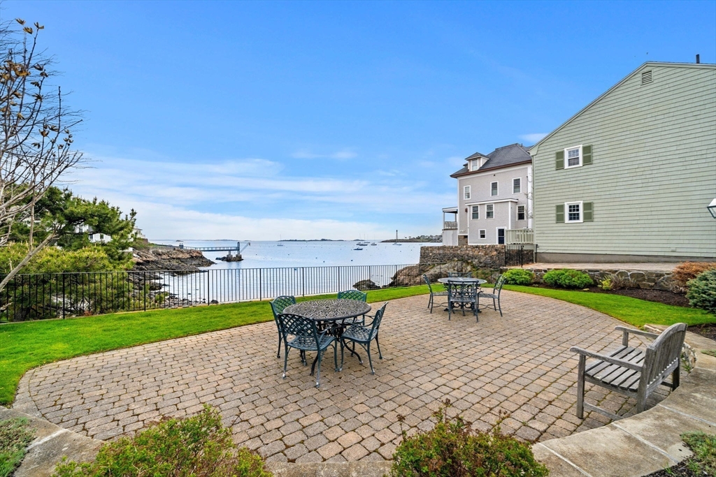 7 Leslie Cove, Marblehead, MA Photo #4