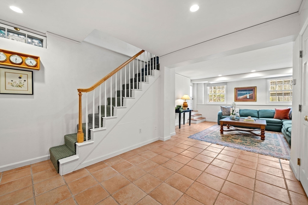 7 Leslie Cove, Marblehead, MA Photo #31