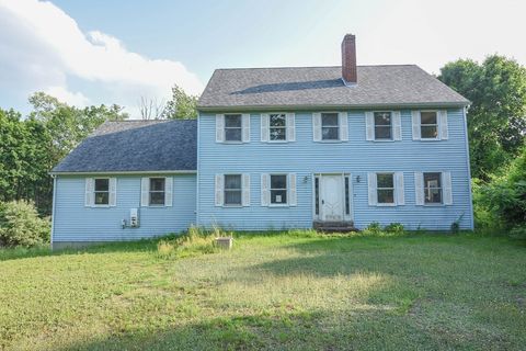 179 Country Road Ashby MA 01431