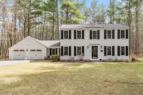 19 Green Needles Rd Littleton MA 01460