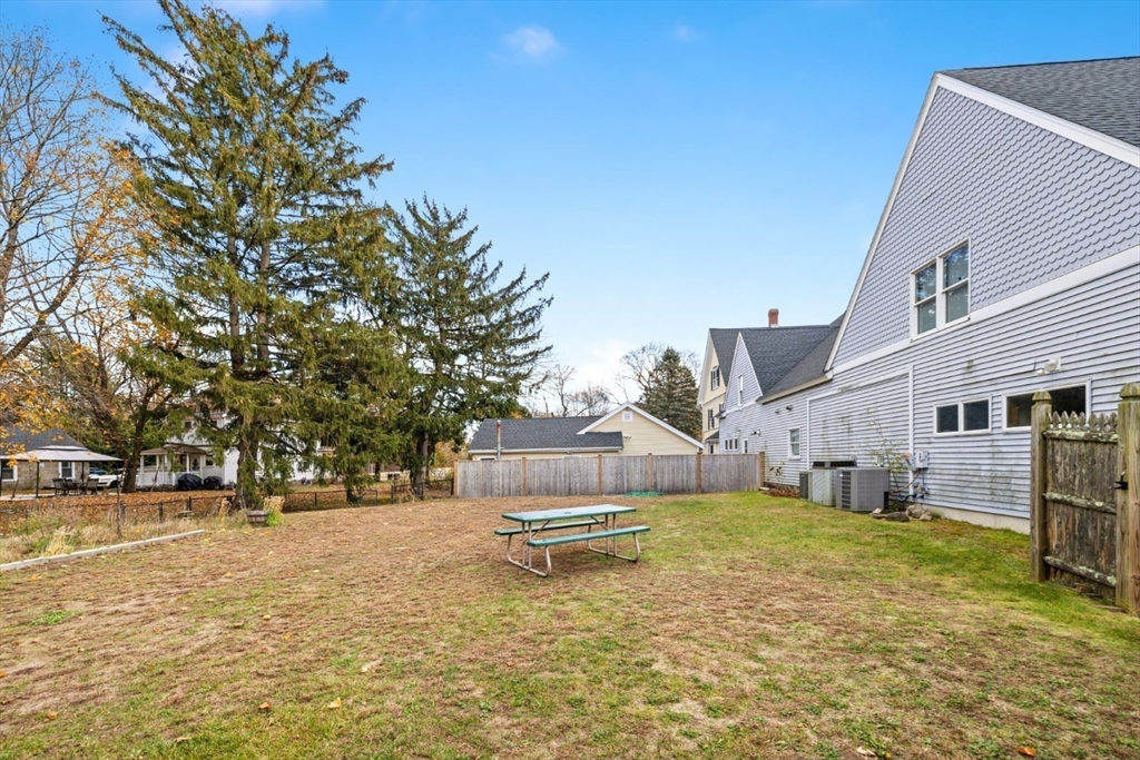 Lynnfield, Massachusetts 01940, United States, ,Commercial,Active,246118