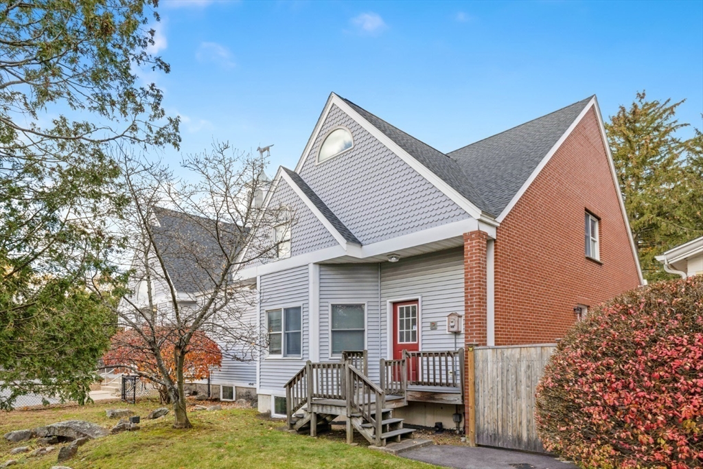 Lynnfield, Massachusetts 01940, United States, ,Commercial,Active,246118