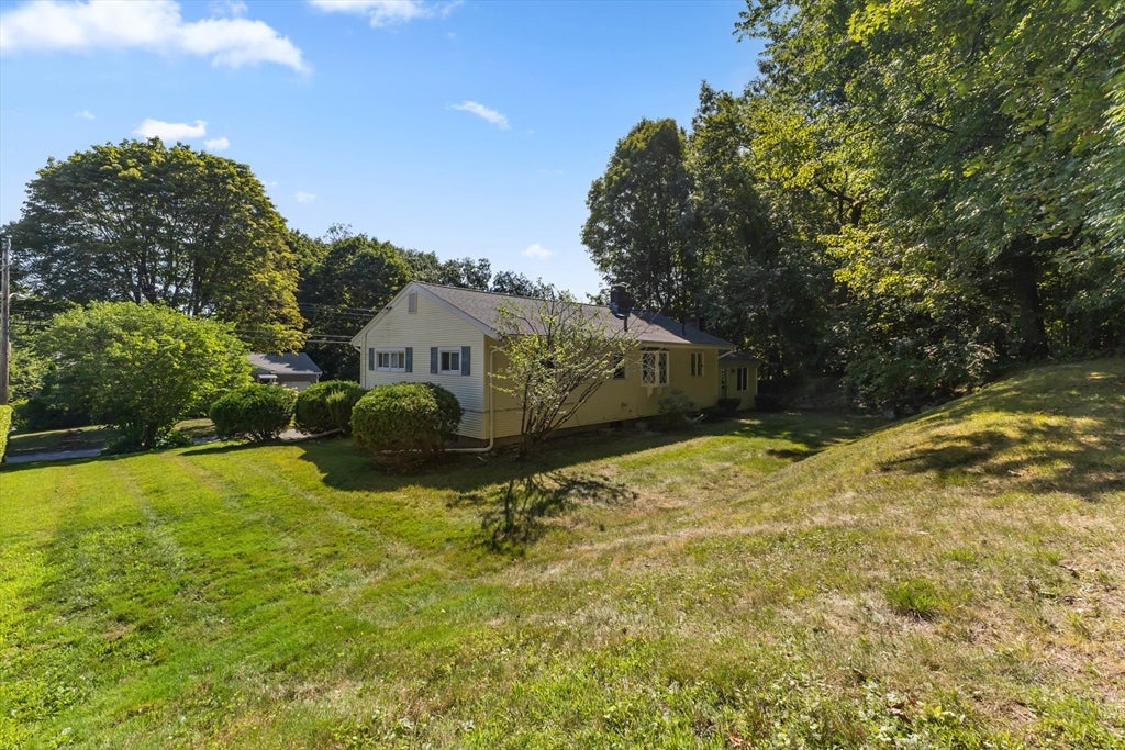 48 Washington St, Shrewsbury, MA Photo #33