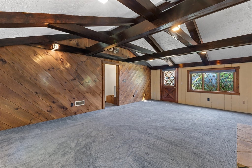 48 Washington St, Shrewsbury, MA Photo #24