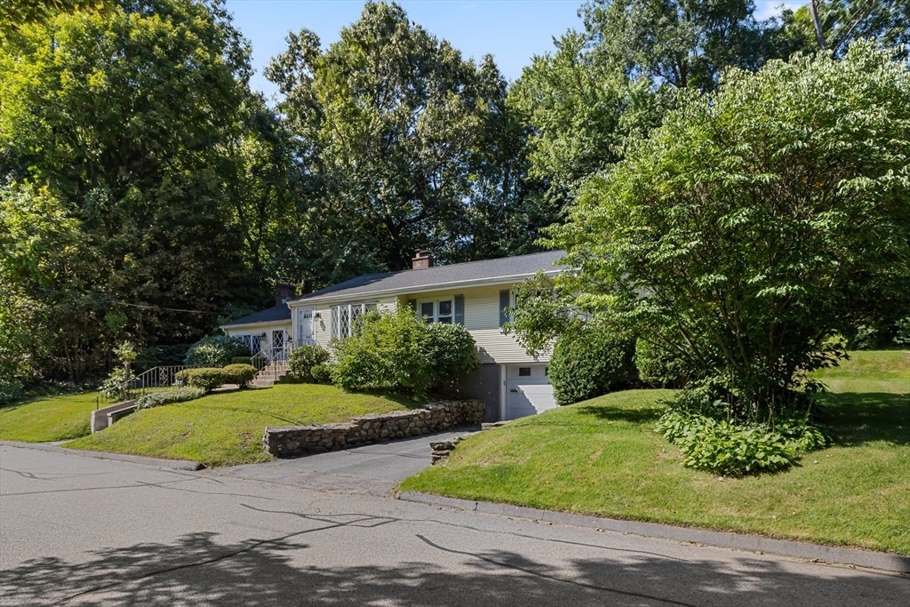 48 Washington St, Shrewsbury, MA Photo #36