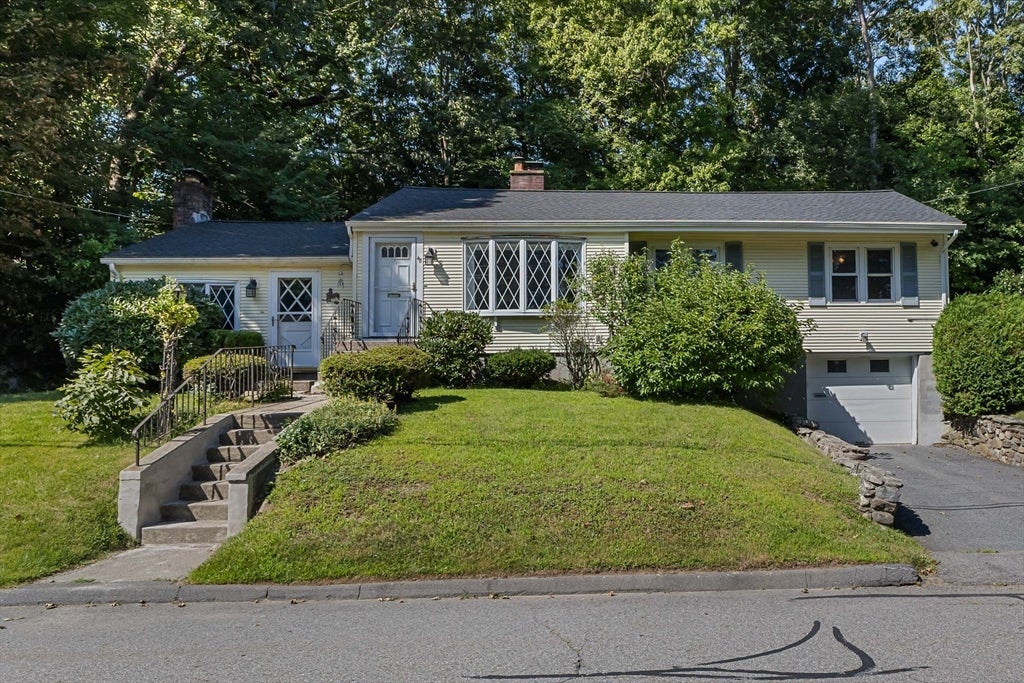 48 Washington St, Shrewsbury, MA Photo #1