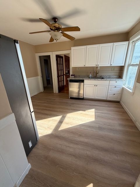 Photo of 175 Warren St #1, Newton, MA 02459 (MLS # 73494190)