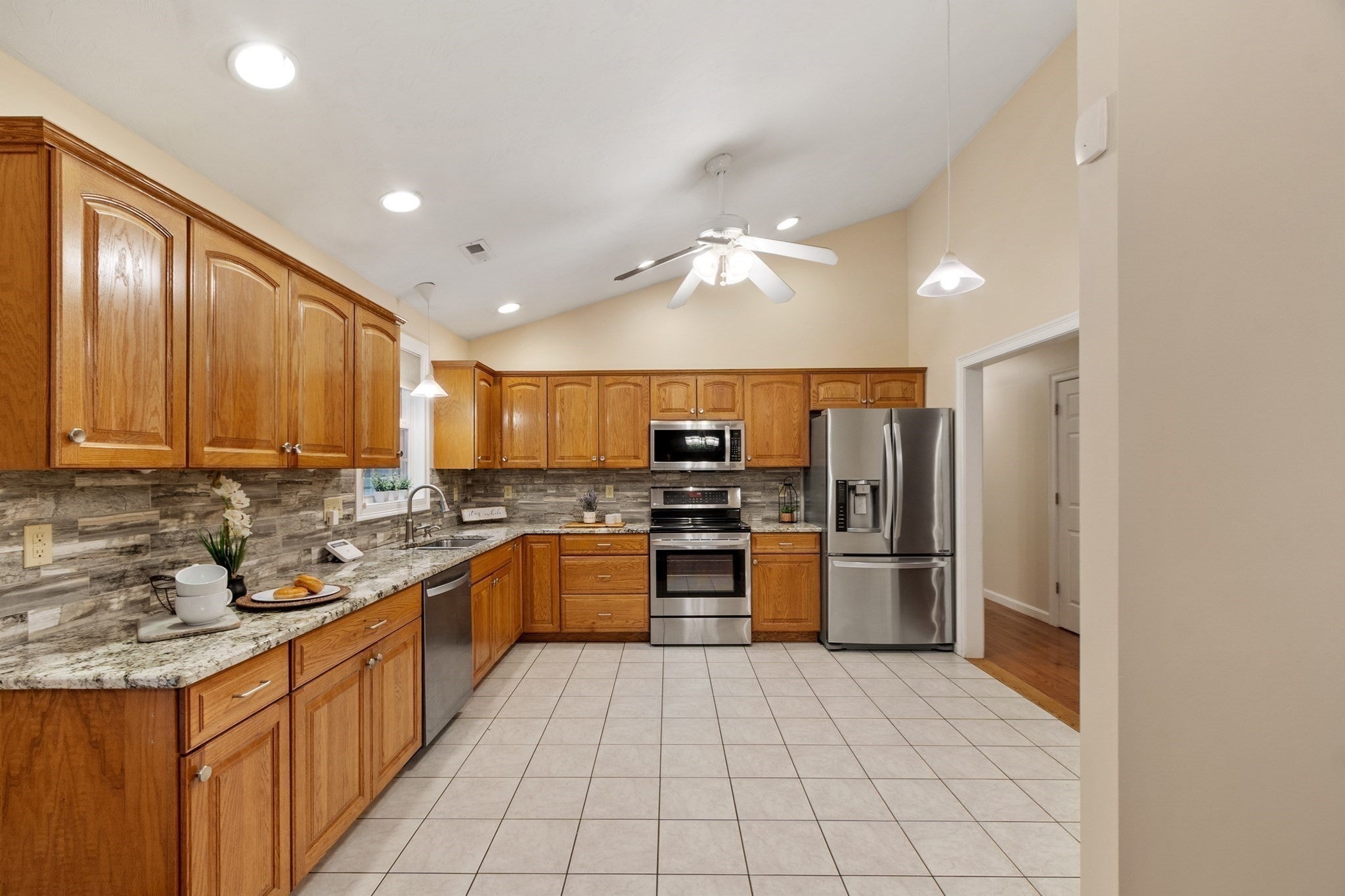 17 Teddy Road, Worcester, MA, 17 Teddy Road, Worcester, MA Photo #13