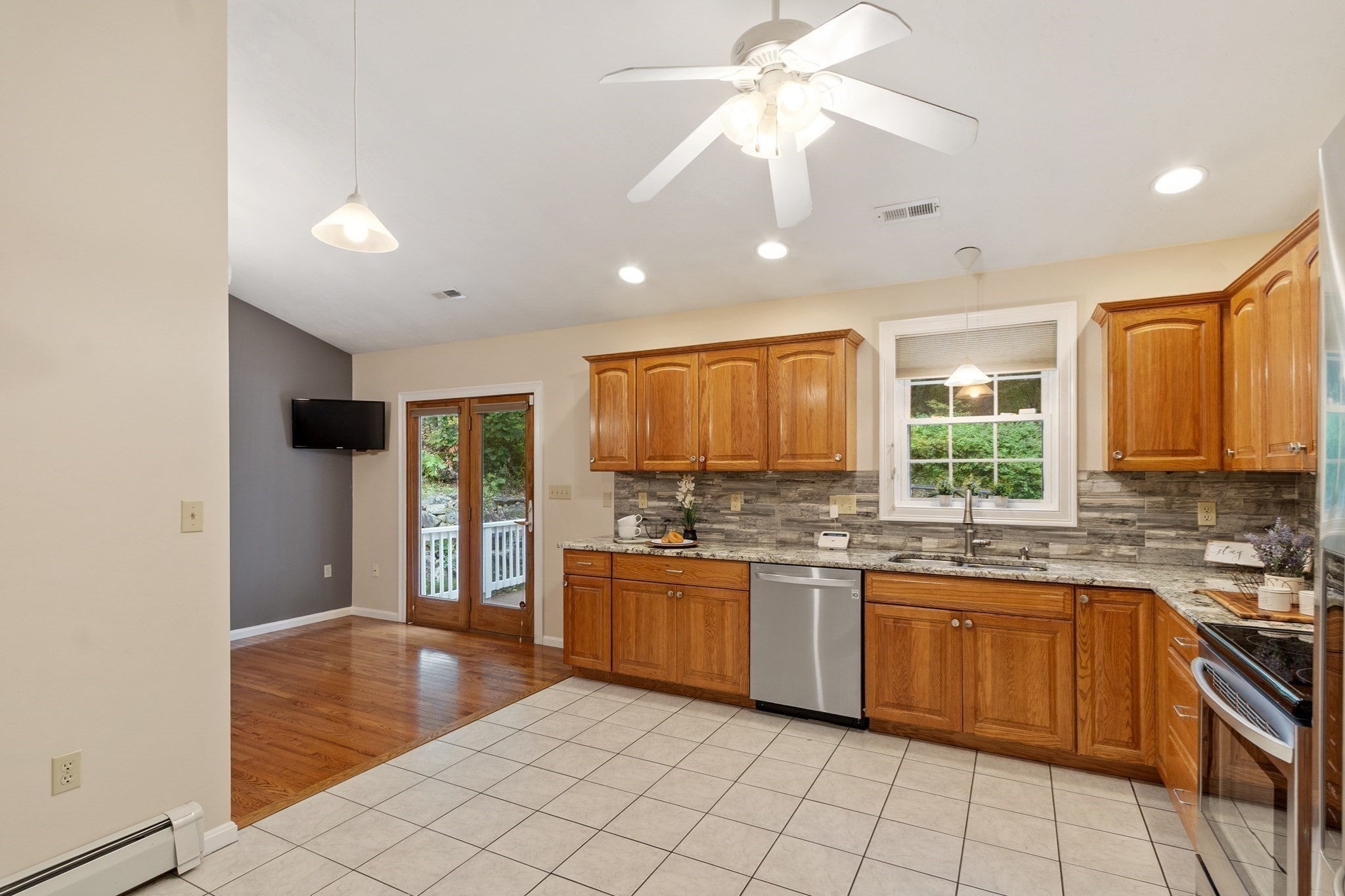 17 Teddy Road, Worcester, MA, 17 Teddy Road, Worcester, MA Photo #15