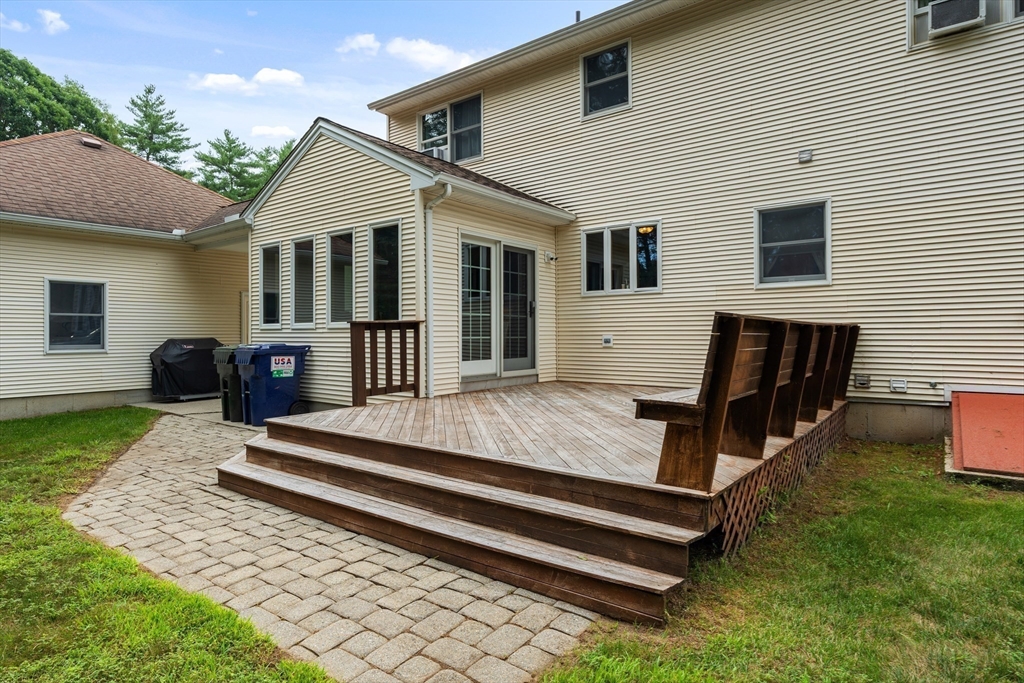 16 Pine Hill Rd