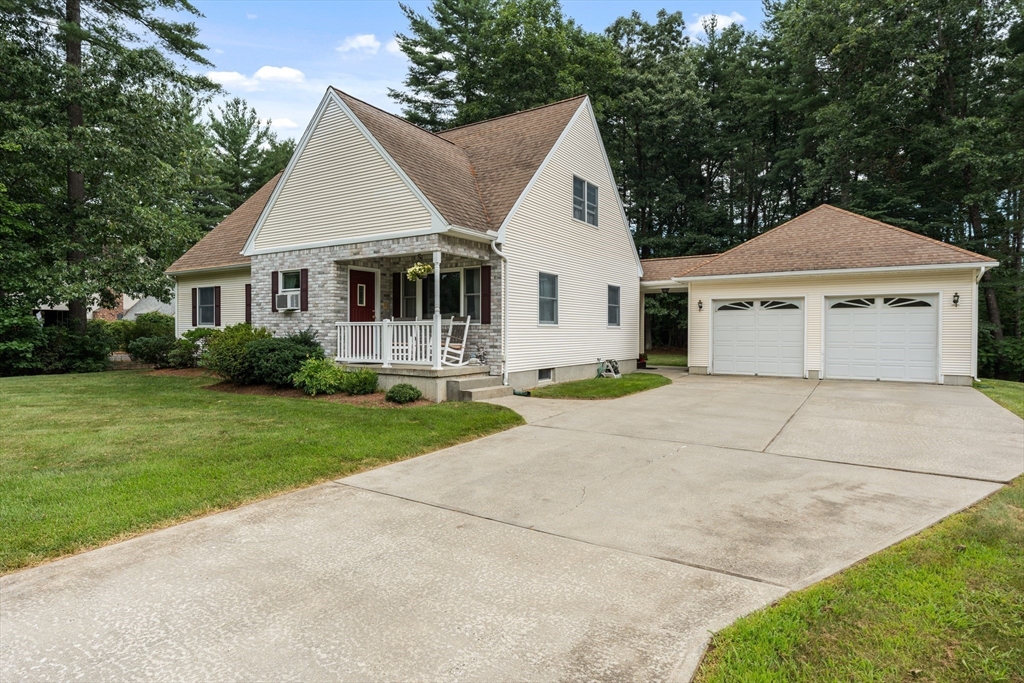 16 Pine Hill Rd