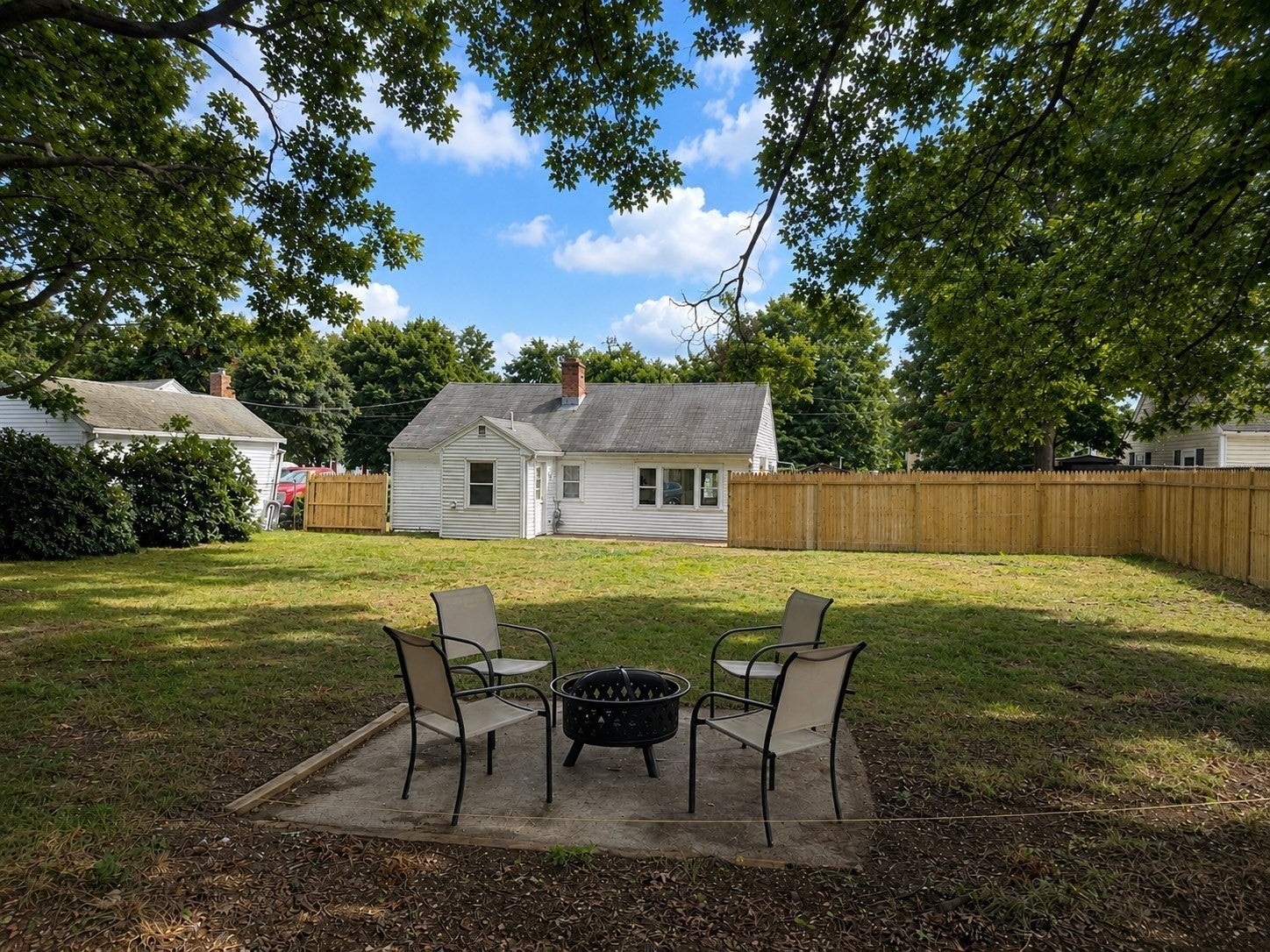 20 Rayburn Rd