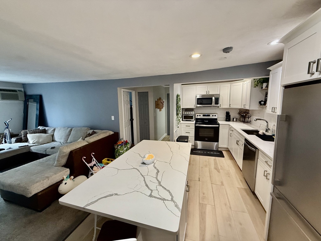 55 Eleanor St 17