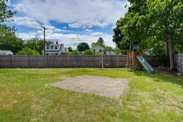 2 Frances Rd