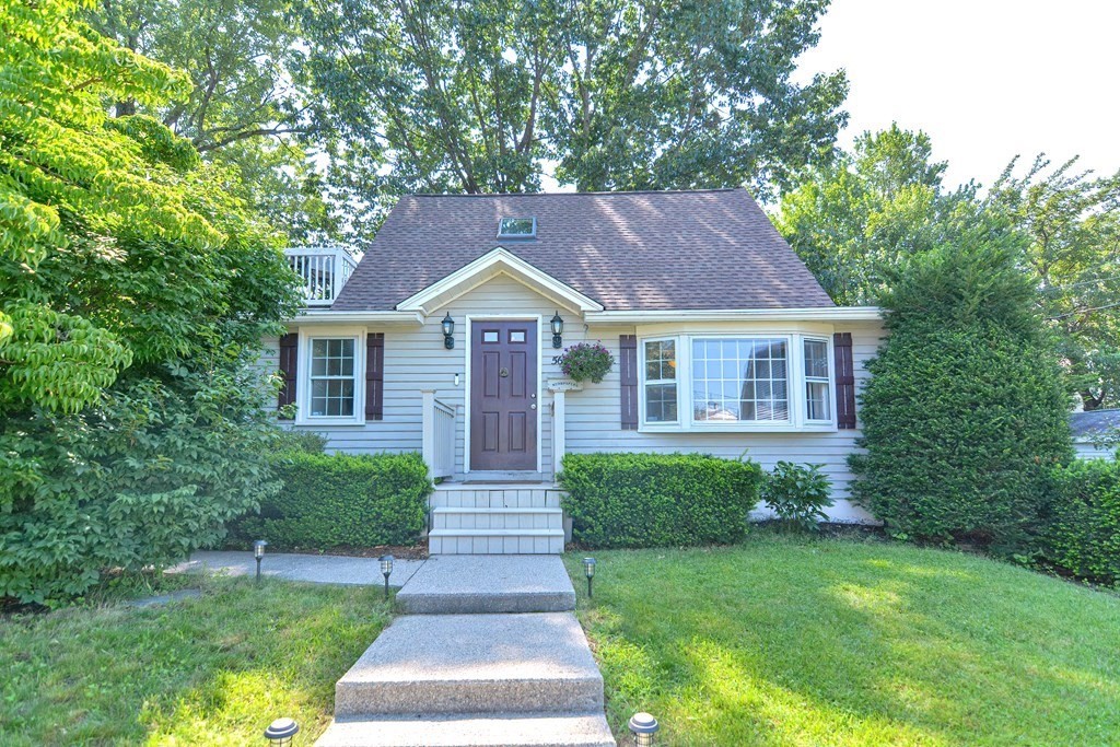 Photo 1 of 34 of 56 Penn St house