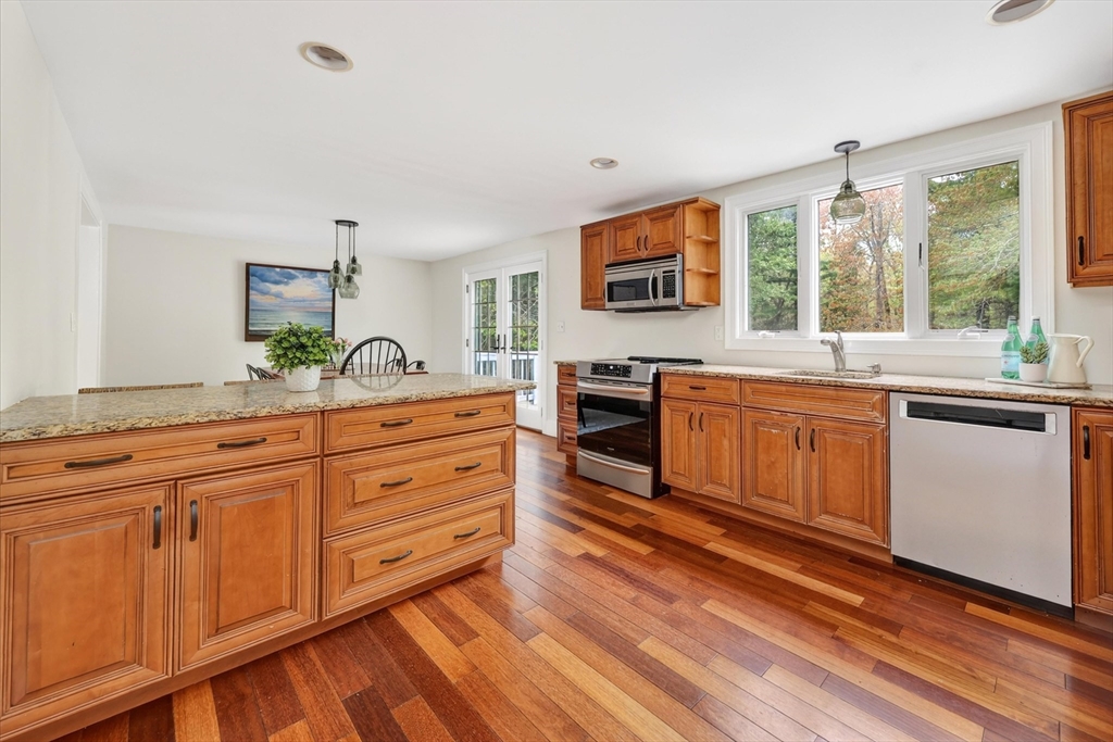 59 First Parish Rd, Norwell, MA Photo #11